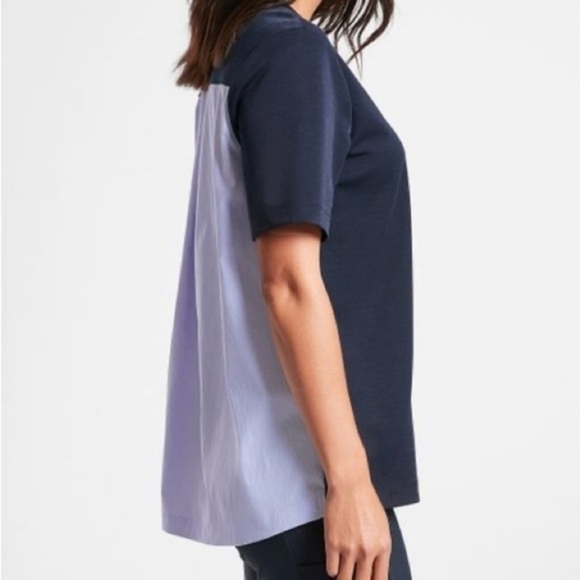 Athleta Size XL Navy Blue & Light Blue Gallery Tee Shirt, Gently Used Condition - Picture 3 of 15